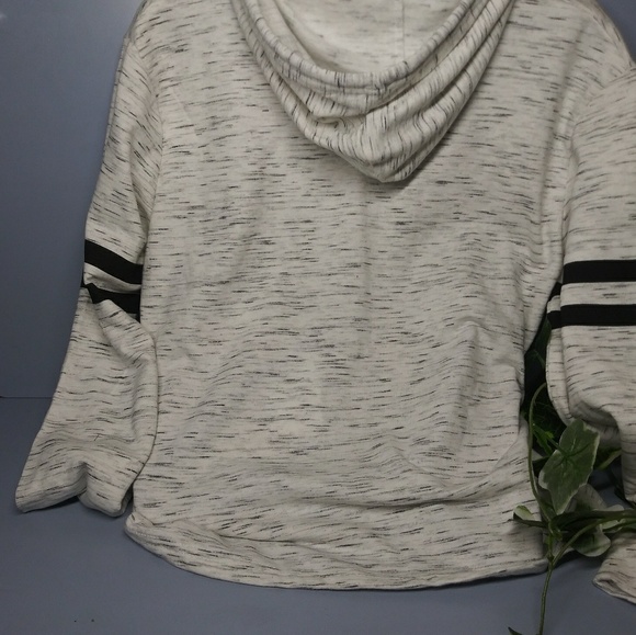 On Fire girls hoodie graphic - Picture 2 of 7